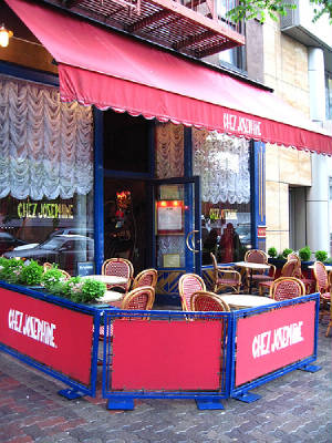 chezjosephine-use.jpg chezjosephine-use.jpg